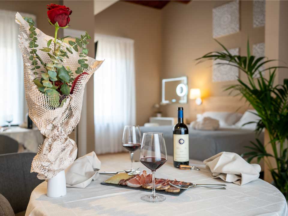 SPA Gourmet, piscina e ristorante